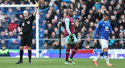 Αποβλήθηκε ο Μιραλάς! (video)