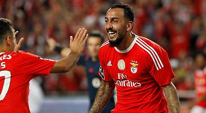 Κάρφωσε και την Σπόρτινγκ ο «Μητρογκόλ» (video)