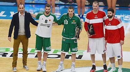 Ο ΠΣΑΚ βράβευσε Διαμαντίδη και Κακιούζη (video)