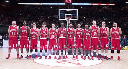 Παραλίγο κάζο για Αρμάνι