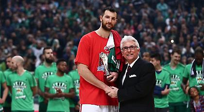 Σκορδίλης: «Τιμή μου που ήμουν συμπαίκτης του Διαμαντίδη»