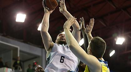 Με το... μαχαίρι στα δόντια στην Αρκαδία!