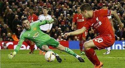 Οι απίθανες αποκρούσεις του Ντε Χέα! (video)