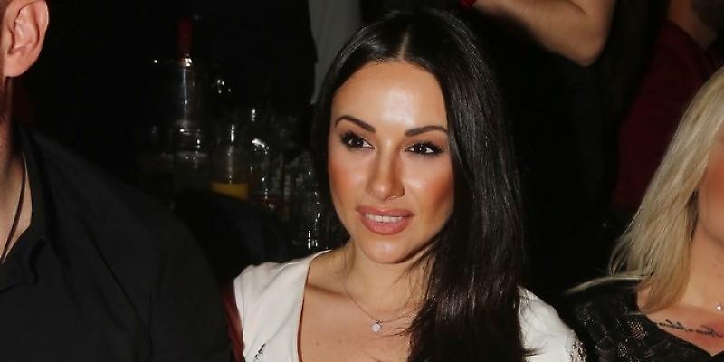 H Χριστίνα Μουστάκα χαστουκίζει τη Ναταλία Γερμανού και έχουμε τις αποδείξεις (video)