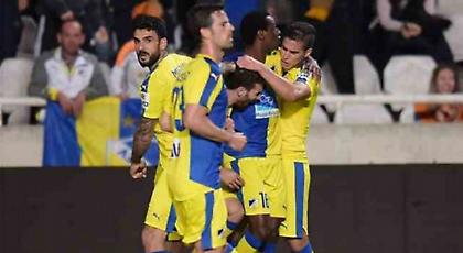 «Καθάρισαν» ΑΠΟΕΛ, ΑΕΚ