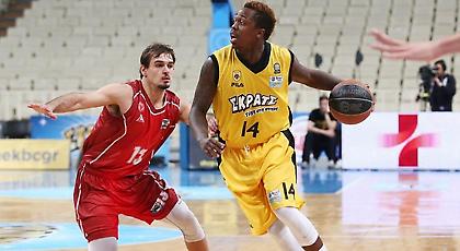 Με Μπράουν, Κατσίβελη και... Αγγελόπουλο