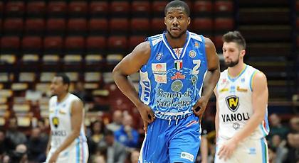 Τέλος ο Μίτσελ από τη Σάσαρι!