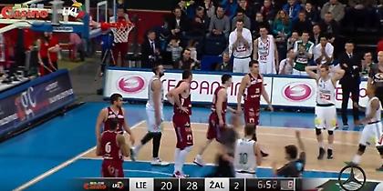 Το κάρφωμα του Βουγιούκα και η αντίδραση του Πότσιους (video)