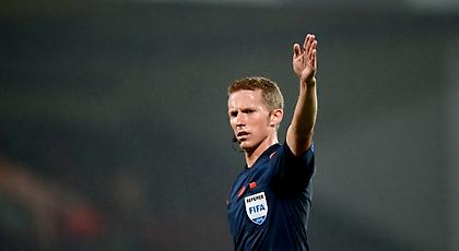 Ένα… πρωτάρης σφυρίζει στο «Classico»