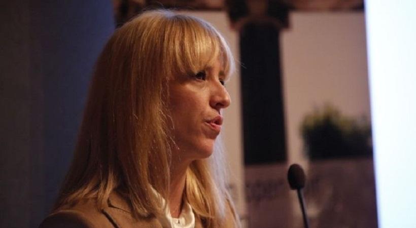 Δούρου: Το αίτημα για παραίτηση Μουζάλα υπονομεύει τη χώρα