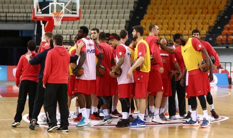 Περιμένοντας τα νέα για Λοτζέσκι