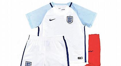 Στη... φόρα η εμφάνιση της Αγγλίας για το Euro 2016