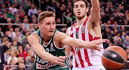 «Μην ξεγράφετε τον Ολυμπιακό. Έχει καρδιά πρωταθλητή»