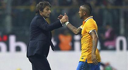 «Άνοιγμα» του Βιδάλ προς Κόντε και Τσέλσι