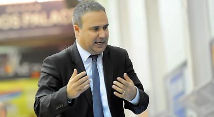 Φλεβαράκης: «Μας στοίχησαν Καλλές και τεχνικές ποινές»