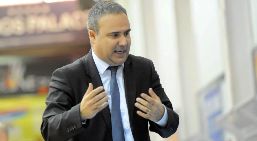 Φλεβαράκης: «Μας στοίχησαν Καλλές και τεχνικές ποινές»