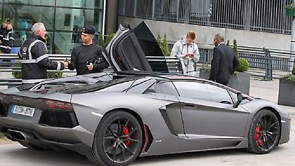 Η... αστραφτερή Λαμποργκίνι του Νασρί (pics)