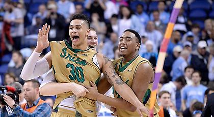 Πρόκριση με καρδιοχτύπι για τον σούπερ Όγκαστ (video)