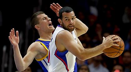 Στους Γκρίζλις ο Φάρμαρ