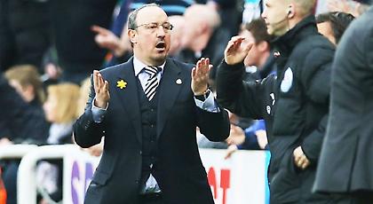 Μπενίτεθ: «Ο Μίτροβιτς μπορεί να πετύχει πολλά γκολ ακόμα»