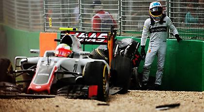 Φερνάντο Αλόνσο: Οι λόγοι που δεν έπαθε το παραμικρό (pics/video)