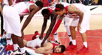 Αγωνία για Χάκετ, ανακούφιση με Παπαπέτρου