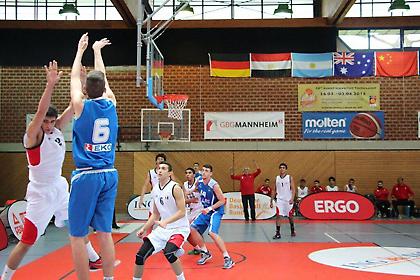 Σαρωτικοί οι Έφηβοι