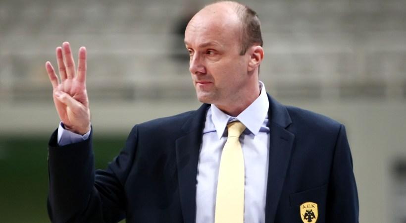 Ζντοβτς: «Ήταν ματς η χαρά του προπονητή»