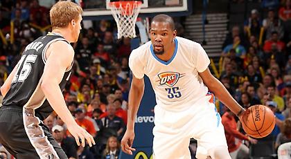 Άστραψαν και βρόντηξαν