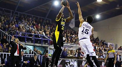 Στην Κόνιασπορ ο Κρίστμας