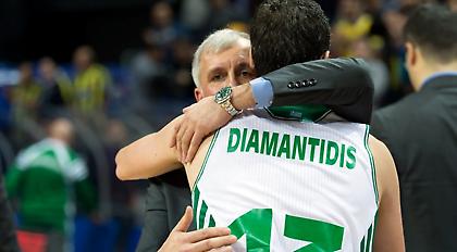 Ζοτς, Σπανούλης, Αλβέρτης, Σάρας και Ναβάρο υποκλίνονται στον Διαμαντίδη!