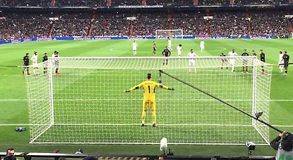 Πέναλτι του Ρονάλντο χτυπάει γυναίκα οπαδό που τραβούσε βίντεο!