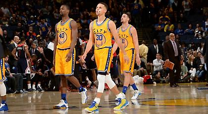 Χαλαρά προς το ρεκόρ οι Ουόριορς! (video)