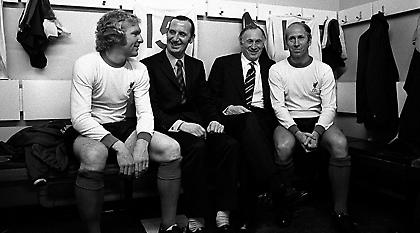 Πάνω απ' όλα το ποδόσφαιρο κι όχι... η φανέλα (pics)