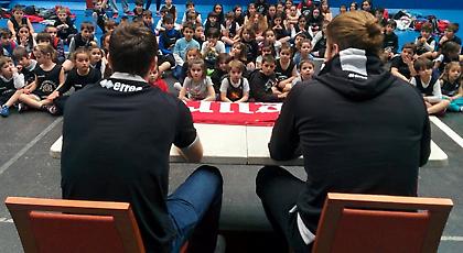 Σε ρόλο προπονητή ο Μπόγρης (video)