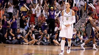 «Να μας βάλουν φούστες και να μας γυρίσουν στην κουζίνα»