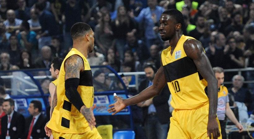 Ουάιτ: «Από τα καλύτερα κλαμπ της Ευρώπης ο Άρης»