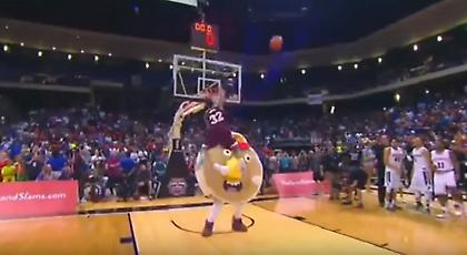 Κάρφωμα-φιάσκο, «ξάπλωσε»… τηγανίτα (video)