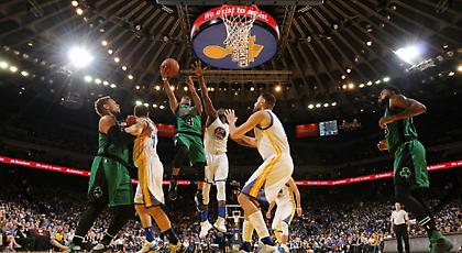 Το καλάθι του Τόμας που «σκότωσε» τους Ουόριορς! (video)