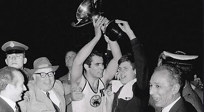 Σχεδόν μισός αιώνας από τότε που η ΑΕΚ έγινε «βασίλισσα»