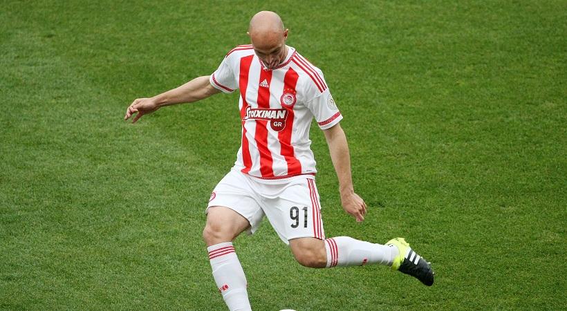 Δύσκολα με Ηρακλή ο Καμπιάσο