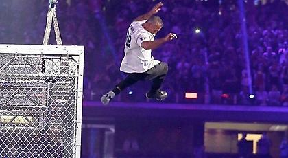 Δεν γίνεται να πηδήξει… Θα πηδήξει. Πήδηξε!