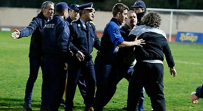 Βαριά «καμπάνα» σε Δημόπουλο και Πανελευσινιακό!