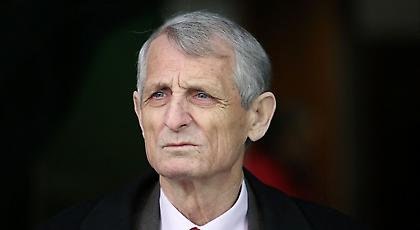 Να παραιτηθεί ο Γκιρτζίκης, αλλά…