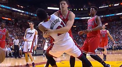 Λαβή πάλης από τον ΜακΝτέρμοτ (video)