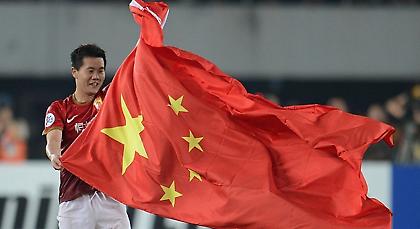 Οι Κινέζοι πουλάνε μέχρι και ποδόσφαιρο!