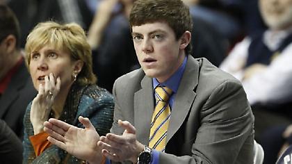 Παραιτήθηκε προπονητής κολεγιακού επειδή άφησε έγκυο παίκτριά του