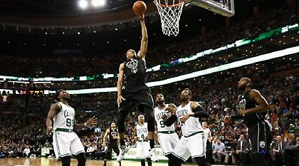 Giannis και Πέιτον στο Top 10 (video)