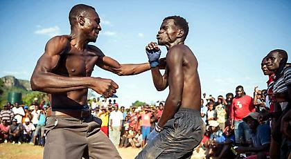 Ο δειλός θα πεθάνει χίλιες φορές!