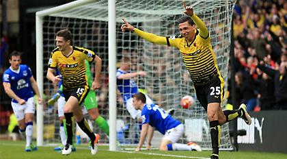 «Κάρφωσε» με... βοήθεια την Έβερτον ο Χολέμπας! (video)